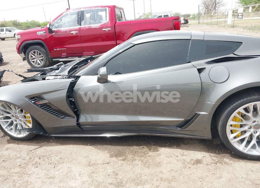 Photo 15 of 2016 Chevrolet Corvette Z06 (VIN 1G1YU2D65G5607972)