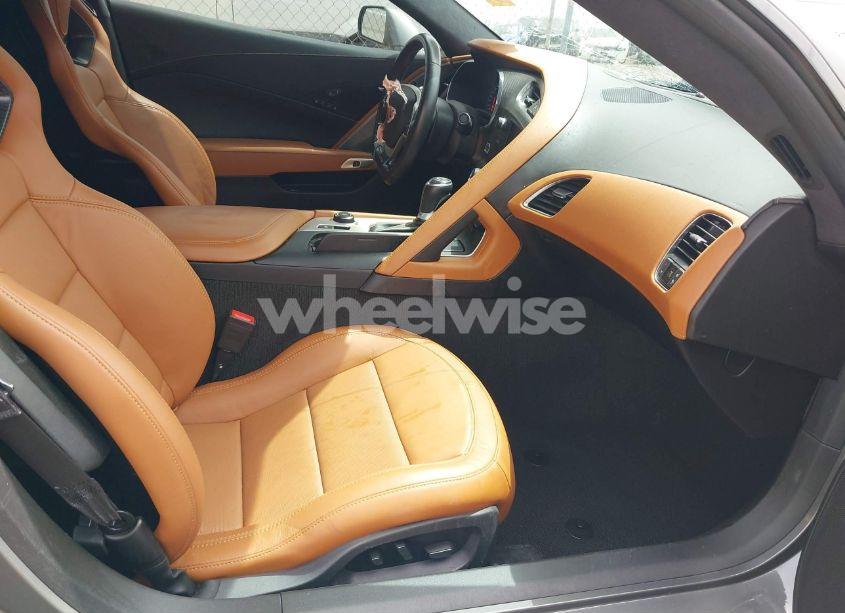 Photo 5 of 2016 Chevrolet Corvette Z06 (VIN 1G1YU2D65G5607972)