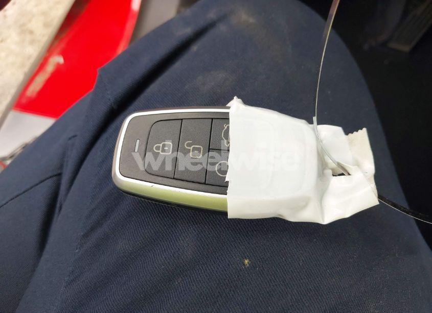 Photo 11 of 2016 Chevrolet Corvette Z06 (VIN 1G1YU2D66G5605051)