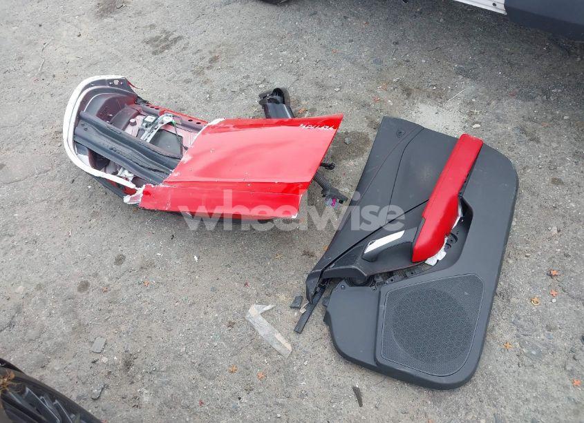 Photo 12 of 2016 Chevrolet Corvette Z06 (VIN 1G1YU2D66G5605051)