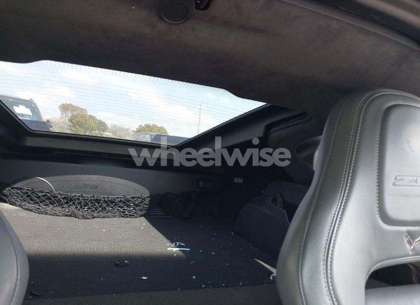 Photo 8 of 2016 Chevrolet Corvette Z06 (VIN 1G1YU2D66G5606488)