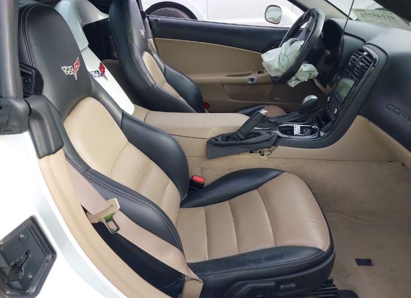 Photo 5 of 2010 Chevrolet Corvette GRAND SPORT (VIN 1G1YW3DW4A5105672)