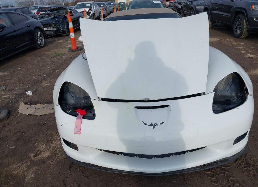 Photo 6 of 2010 Chevrolet Corvette GRAND SPORT (VIN 1G1YW3DW4A5105672)