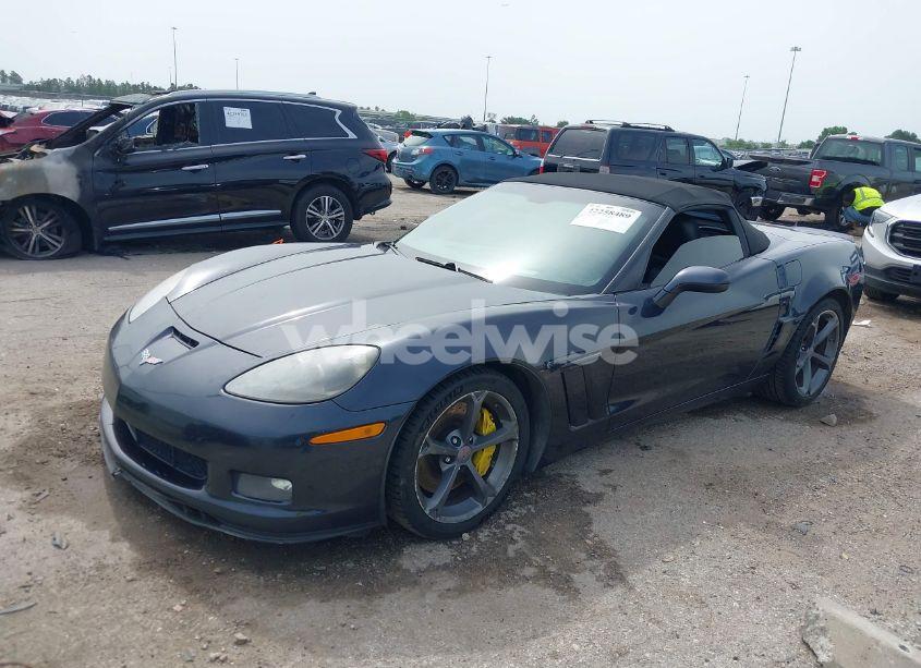 Photo 2 of 2013 Chevrolet Corvette GRAND SPORT (VIN 1G1YW3DW9D5110189)