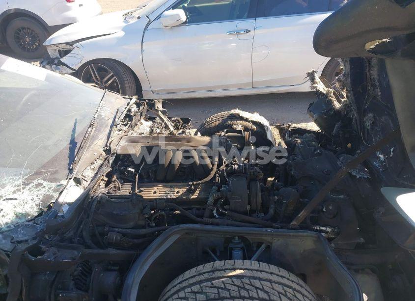 Photo 10 of 1985 Chevrolet Corvette (VIN 1G1YY0780F5122403)