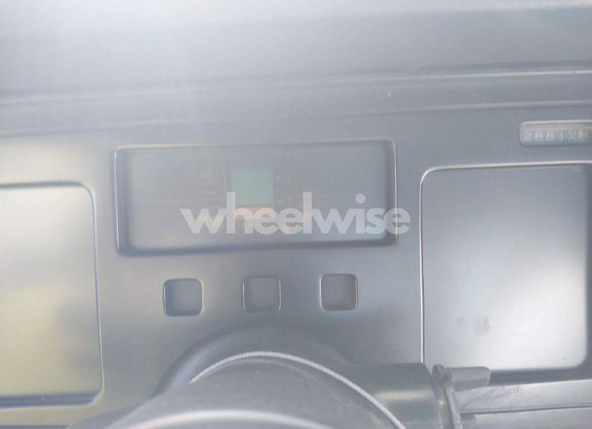 Photo 7 of 1985 Chevrolet Corvette (VIN 1G1YY0780F5122403)