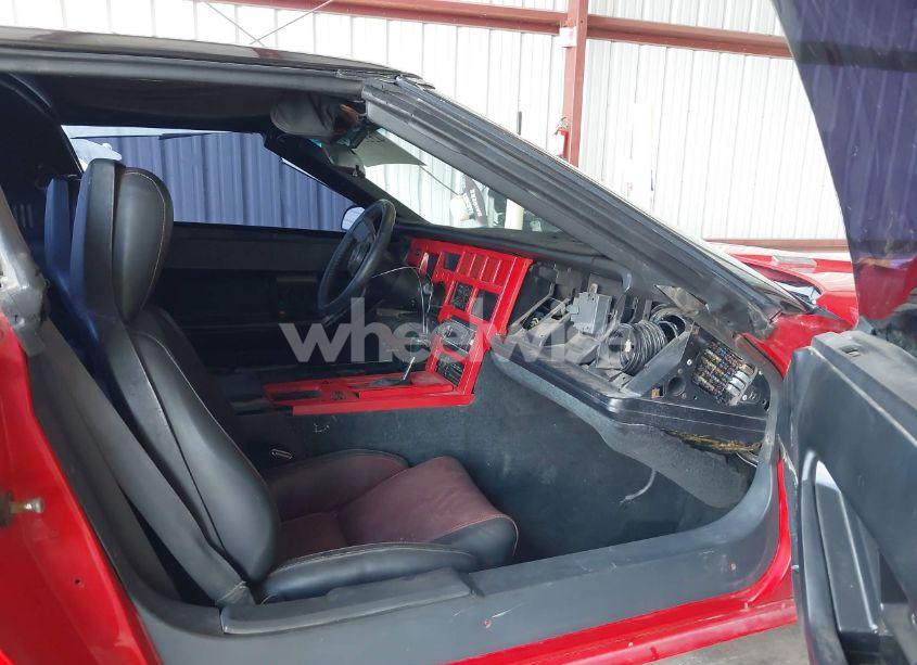 Photo 5 of 1986 Chevrolet Corvette (VIN 1G1YY0782G5115857)