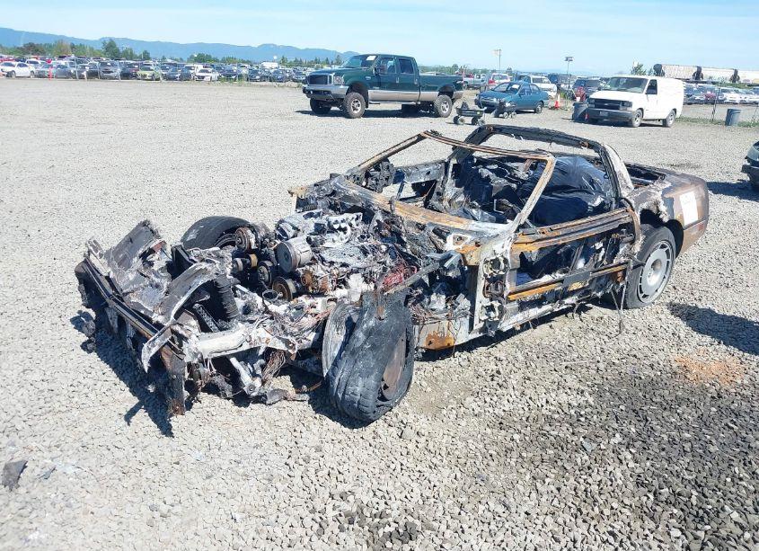 Photo 2 of 1986 Chevrolet Corvette (VIN 1G1YY0784G5102222)