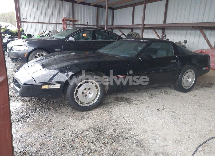 Photo 2 of 1986 Chevrolet Corvette (VIN 1G1YY0784G5117691)