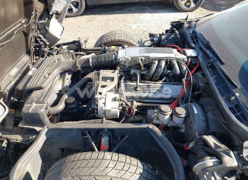 Photo 10 of 1985 Chevrolet Corvette (VIN 1G1YY0786F5139335)