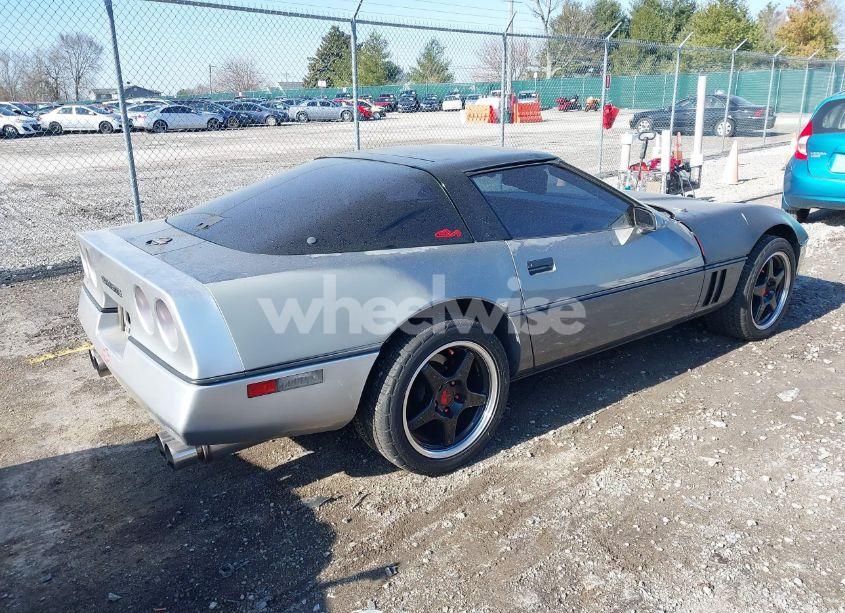 Photo 4 of 1985 Chevrolet Corvette (VIN 1G1YY0786F5139335)