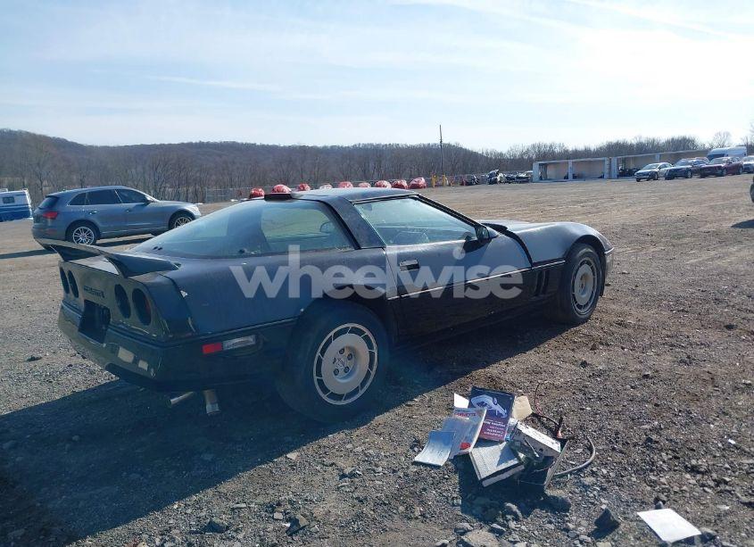 Photo 4 of 1986 Chevrolet Corvette (VIN 1G1YY0786G5107633)