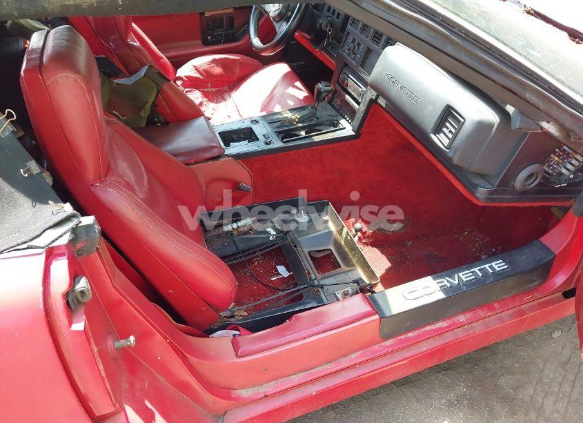 Photo 5 of 1986 Chevrolet Corvette (VIN 1G1YY0787G5101789)