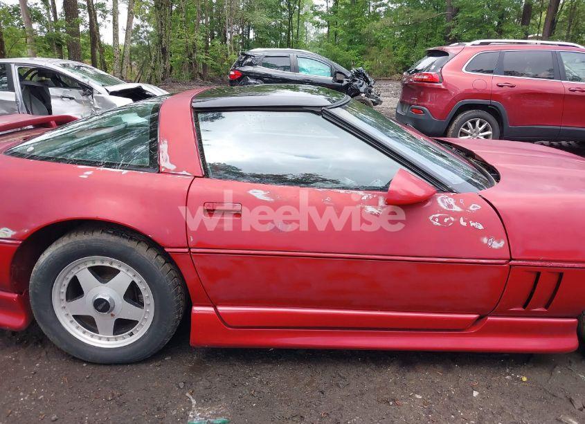 Photo 11 of 1985 Chevrolet Corvette (VIN 1G1YY078XF5129469)