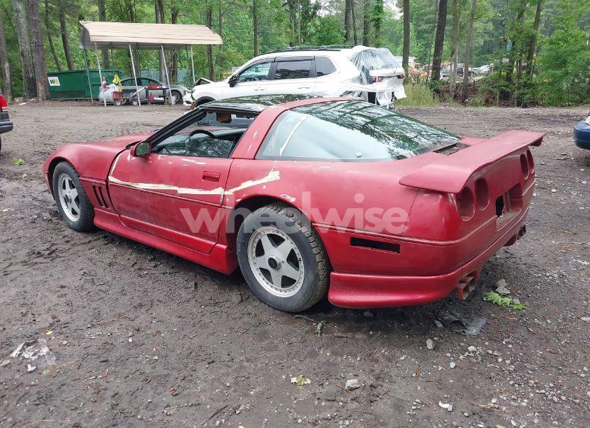 Photo 3 of 1985 Chevrolet Corvette (VIN 1G1YY078XF5129469)