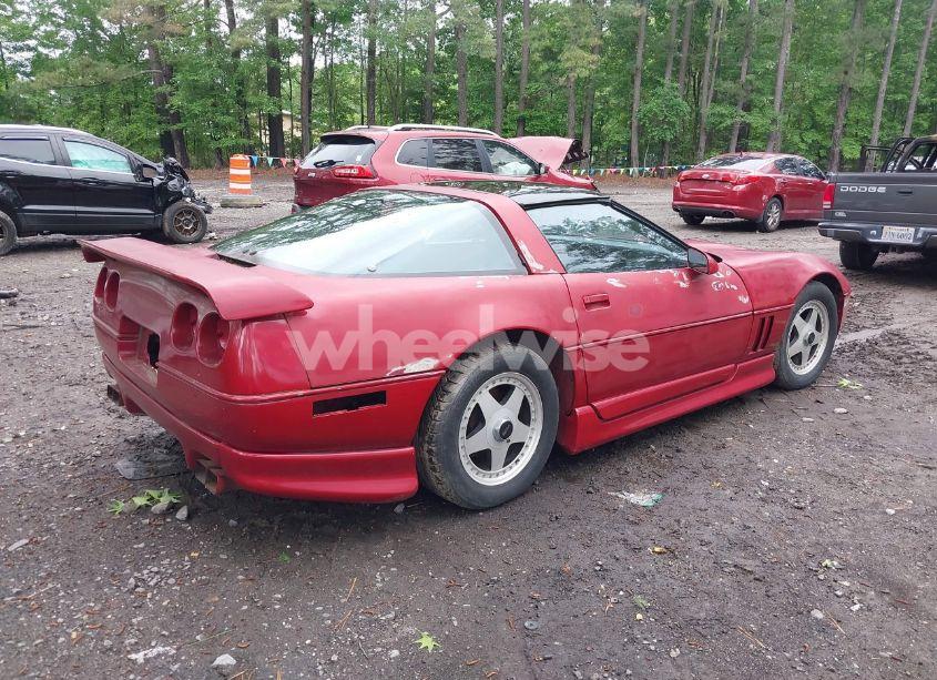 Photo 4 of 1985 Chevrolet Corvette (VIN 1G1YY078XF5129469)