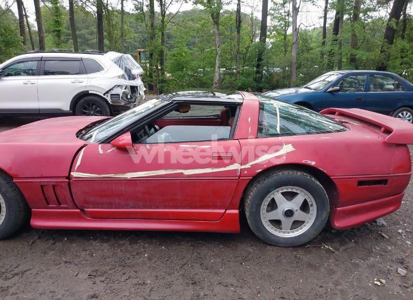 Photo 6 of 1985 Chevrolet Corvette (VIN 1G1YY078XF5129469)