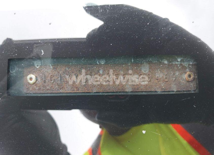 Photo 9 of 1985 Chevrolet Corvette (VIN 1G1YY078XF5129469)