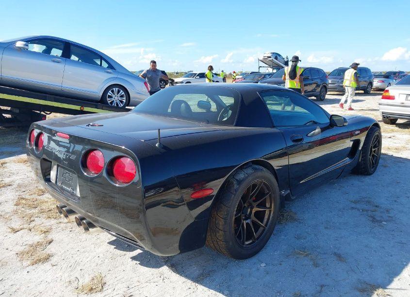 Photo 4 of 2004 Chevrolet Corvette Z06 HARDTOP (VIN 1G1YY12S245113580)