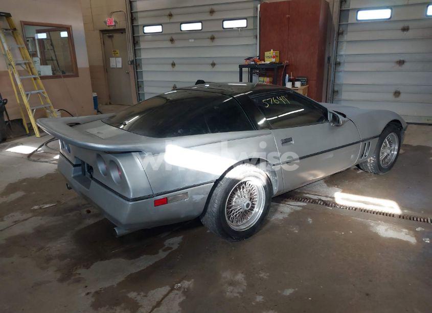 Photo 4 of 1987 Chevrolet Corvette (VIN 1G1YY2182H5110597)
