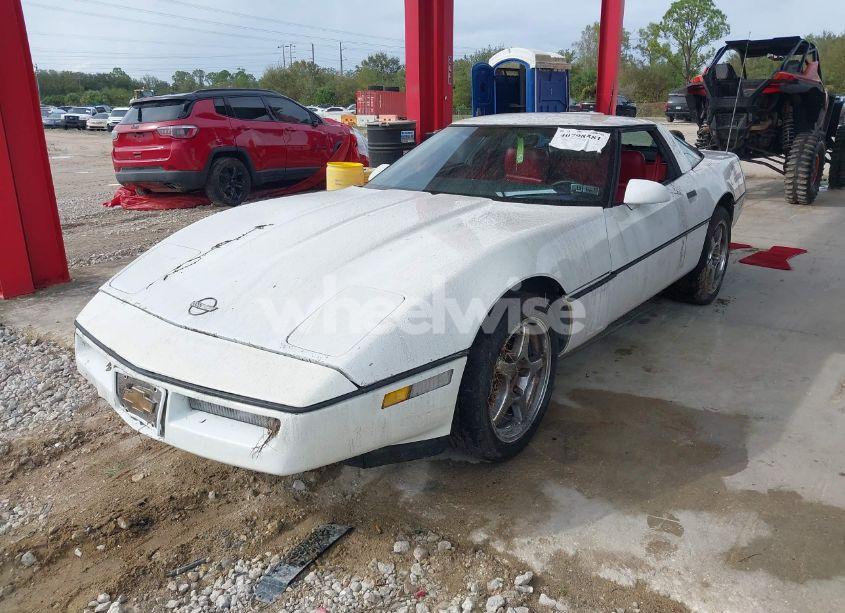 Photo 2 of 1989 Chevrolet Corvette (VIN 1G1YY2183K5124841)