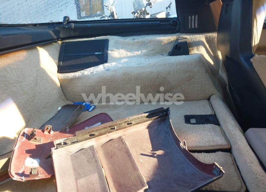 Photo 8 of 1987 Chevrolet Corvette (VIN 1G1YY2184H5122993)