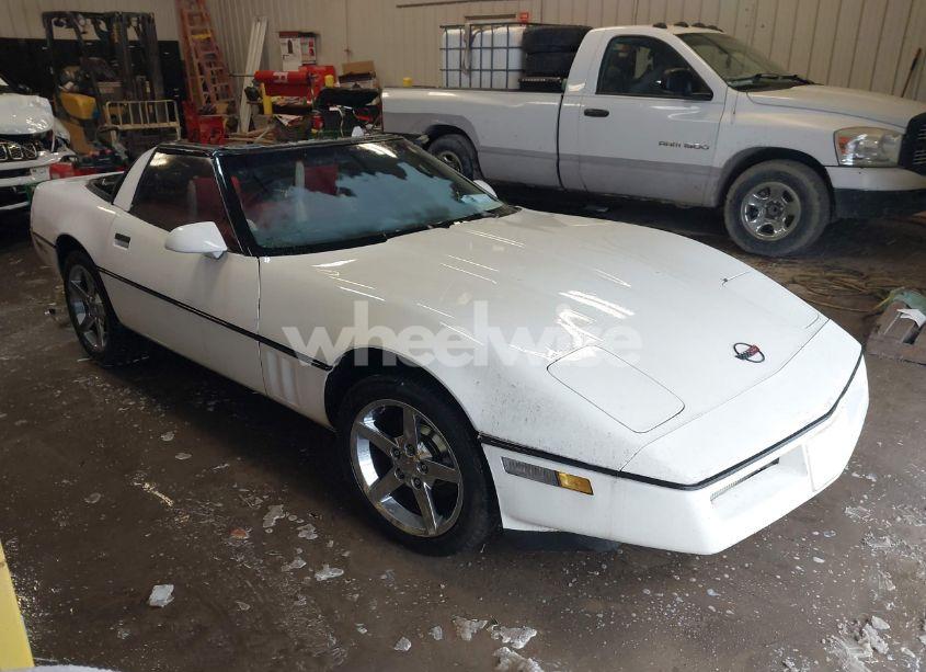1988 Chevrolet Corvette (VIN 1G1YY2186J5103643) main photo