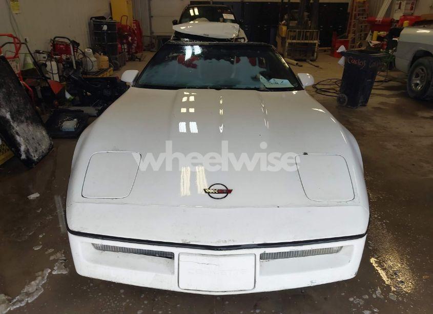 Photo 13 of 1988 Chevrolet Corvette (VIN 1G1YY2186J5103643)