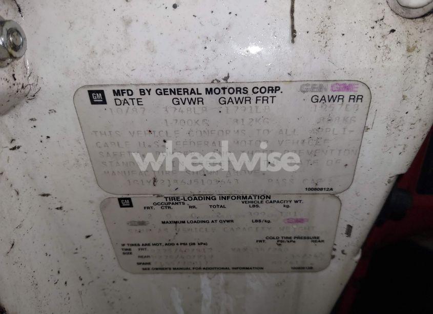 Photo 9 of 1988 Chevrolet Corvette (VIN 1G1YY2186J5103643)