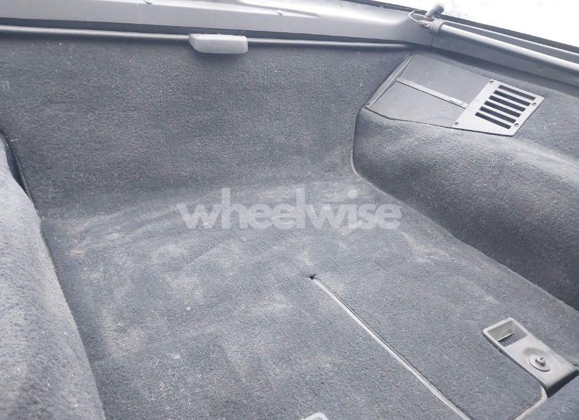 Photo 8 of 1989 Chevrolet Corvette (VIN 1G1YY2187K5119416)