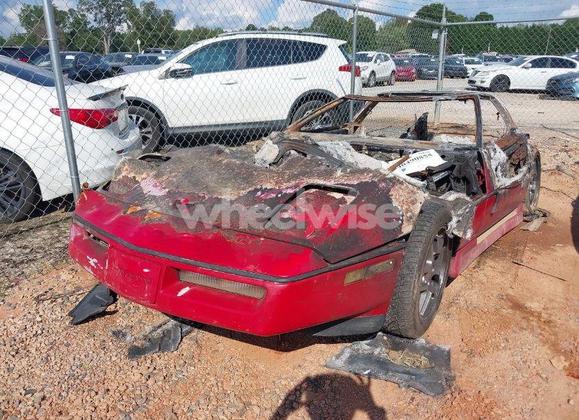 Photo 2 of 1988 Chevrolet Corvette (VIN 1G1YY2189J5102079)