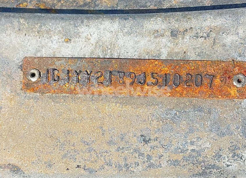 Photo 9 of 1988 Chevrolet Corvette (VIN 1G1YY2189J5102079)