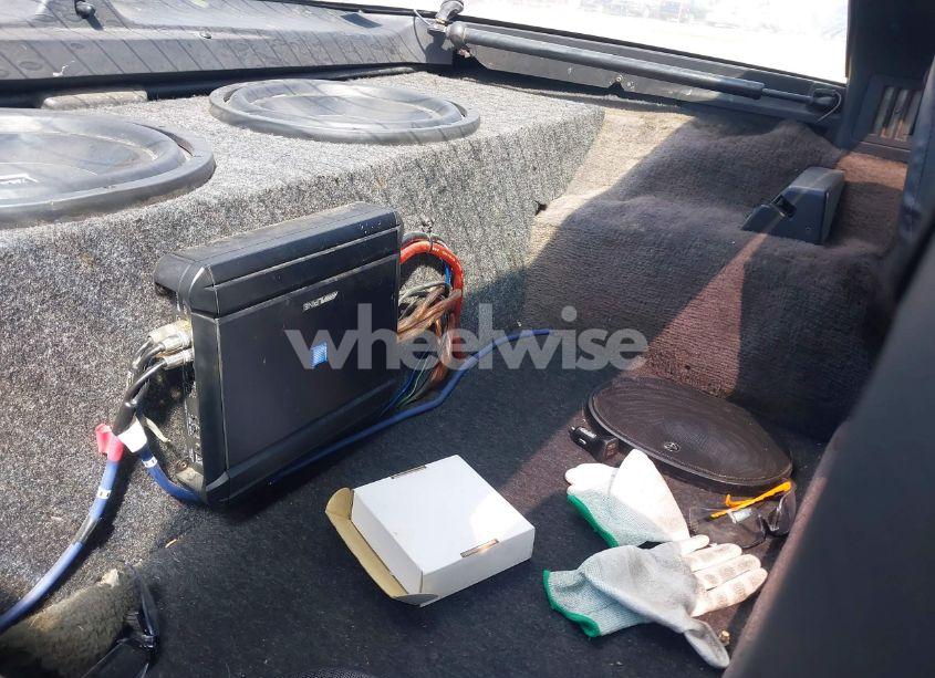 Photo 8 of 1987 Chevrolet Corvette (VIN 1G1YY218XH5106586)