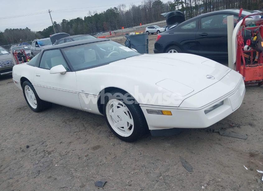 1988 Chevrolet Corvette (VIN 1G1YY218XJ5117657) main photo