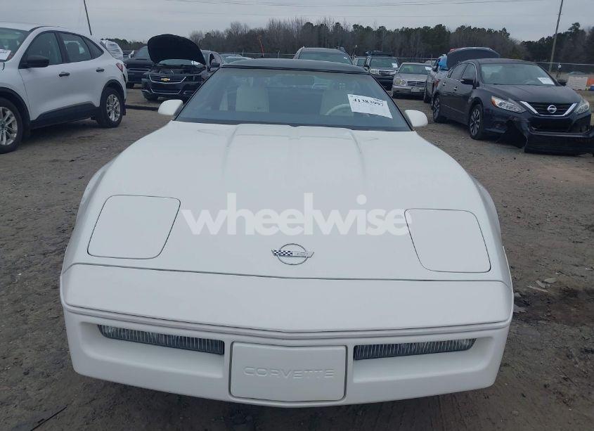 Photo 6 of 1988 Chevrolet Corvette (VIN 1G1YY218XJ5117657)