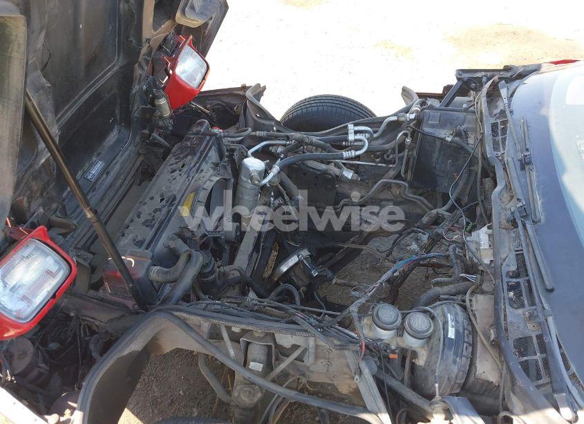 Photo 10 of 1988 Chevrolet Corvette (VIN 1G1YY218XJ5120932)