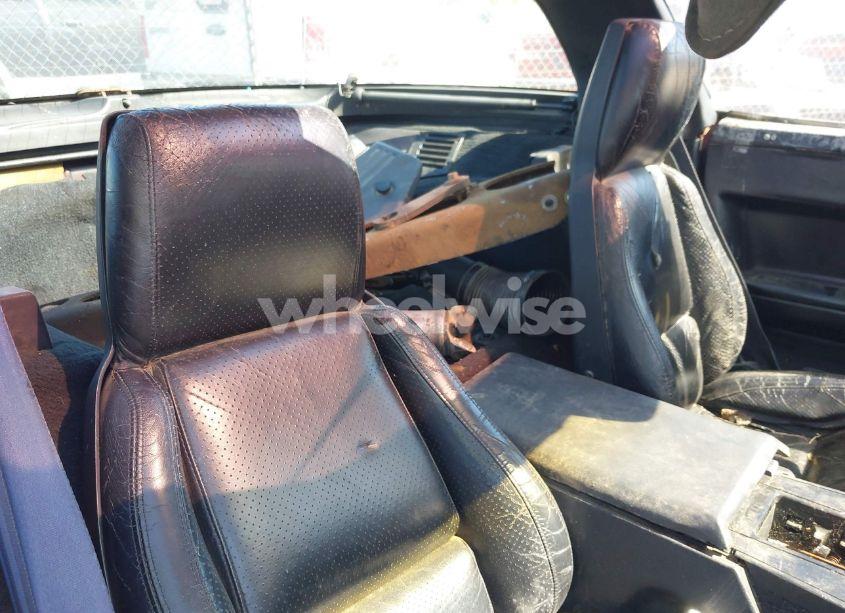 Photo 8 of 1988 Chevrolet Corvette (VIN 1G1YY218XJ5120932)