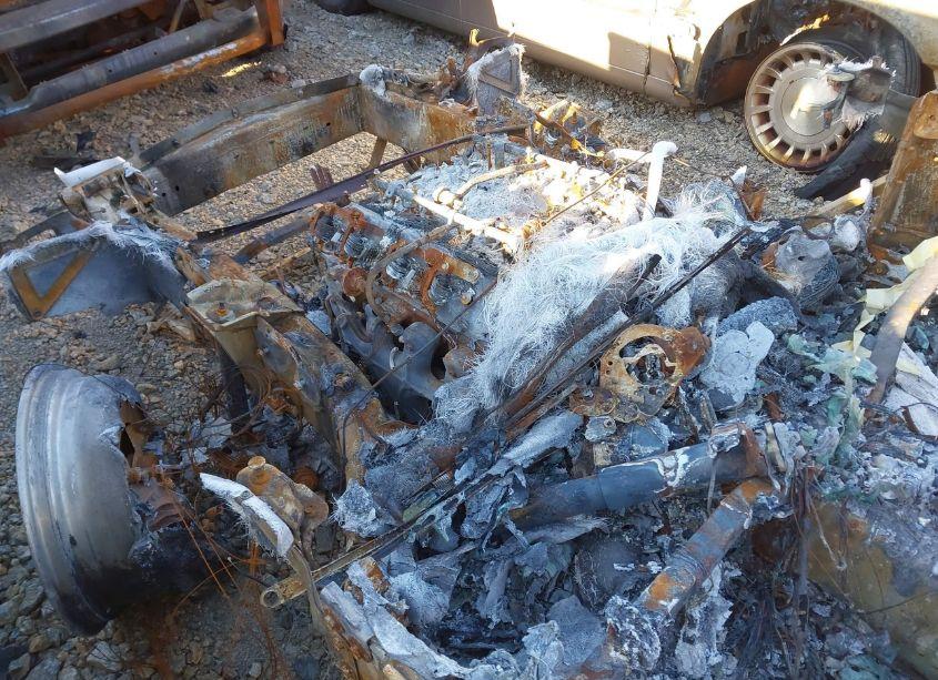 Photo 10 of 2004 Chevrolet Corvette N/A (VIN 1G1YY22G045115233)