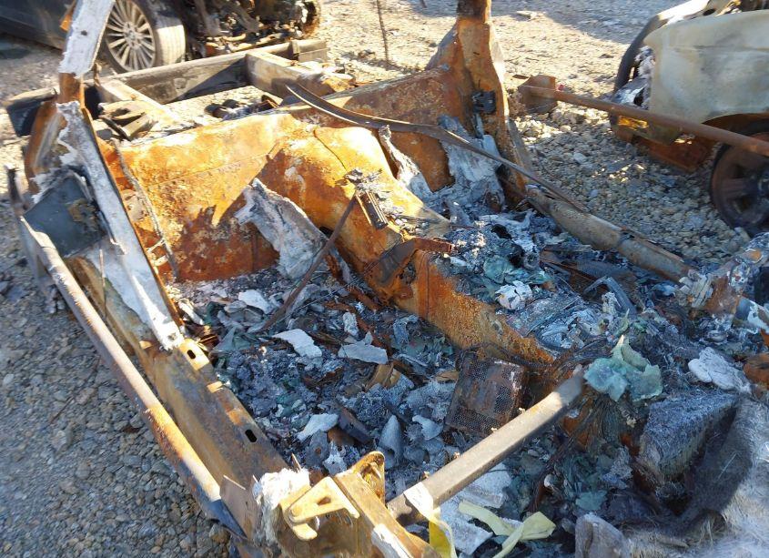 Photo 5 of 2004 Chevrolet Corvette N/A (VIN 1G1YY22G045115233)