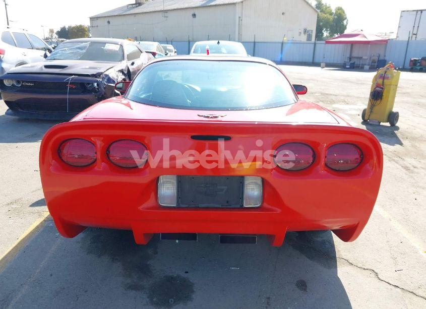 Photo 16 of 1998 Chevrolet Corvette (VIN 1G1YY22G1W5116474)
