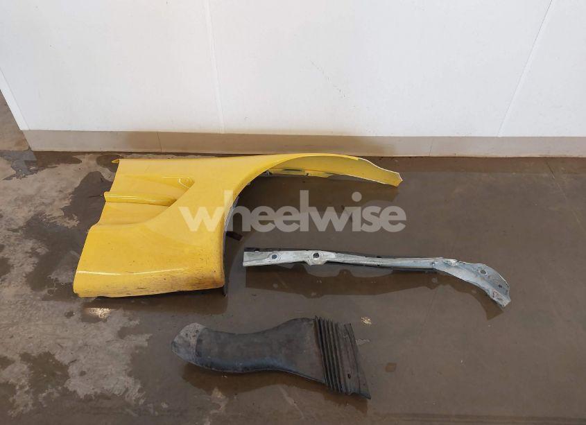 Photo 12 of 2000 Chevrolet Corvette (VIN 1G1YY22G1Y5105221)