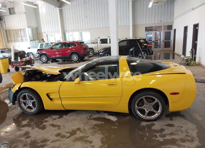 Photo 15 of 2000 Chevrolet Corvette (VIN 1G1YY22G1Y5105221)