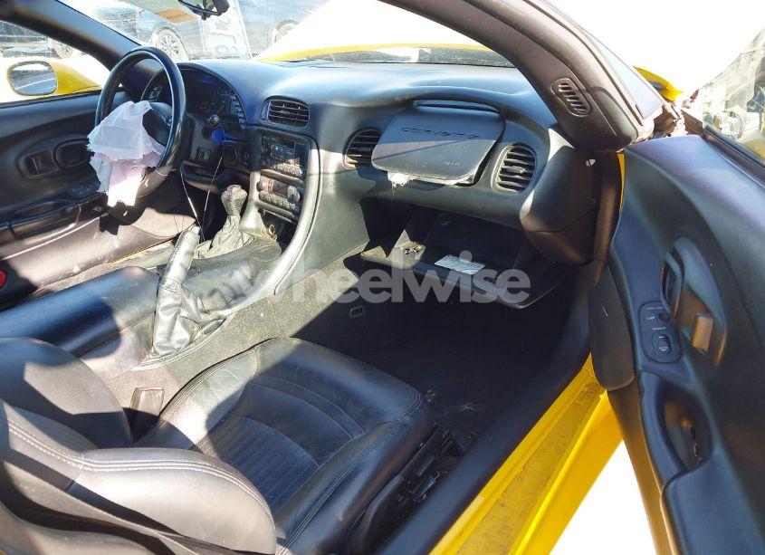 Photo 5 of 2000 Chevrolet Corvette (VIN 1G1YY22G1Y5105221)