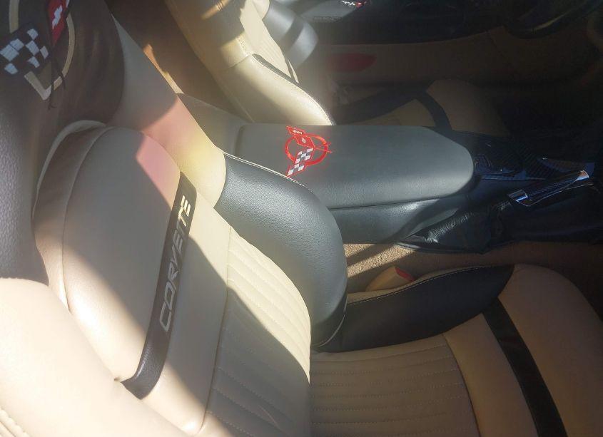 Photo 15 of 2001 Chevrolet Corvette N/A (VIN 1G1YY22G215100678)