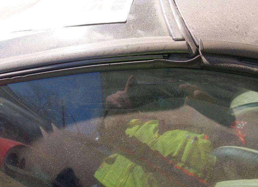 Photo 6 of 2001 Chevrolet Corvette N/A (VIN 1G1YY22G215100678)