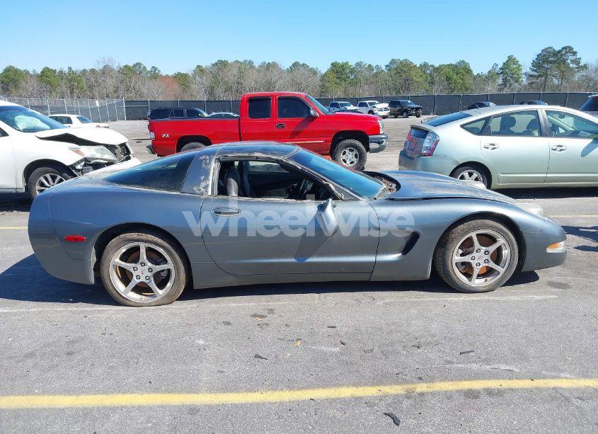 Photo 13 of 2003 Chevrolet Corvette N/A (VIN 1G1YY22G235108007)