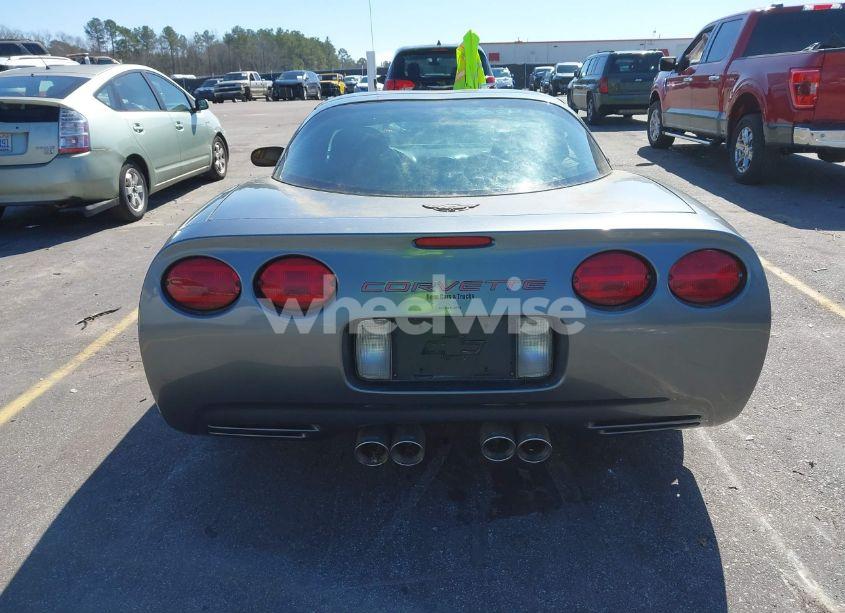 Photo 16 of 2003 Chevrolet Corvette N/A (VIN 1G1YY22G235108007)