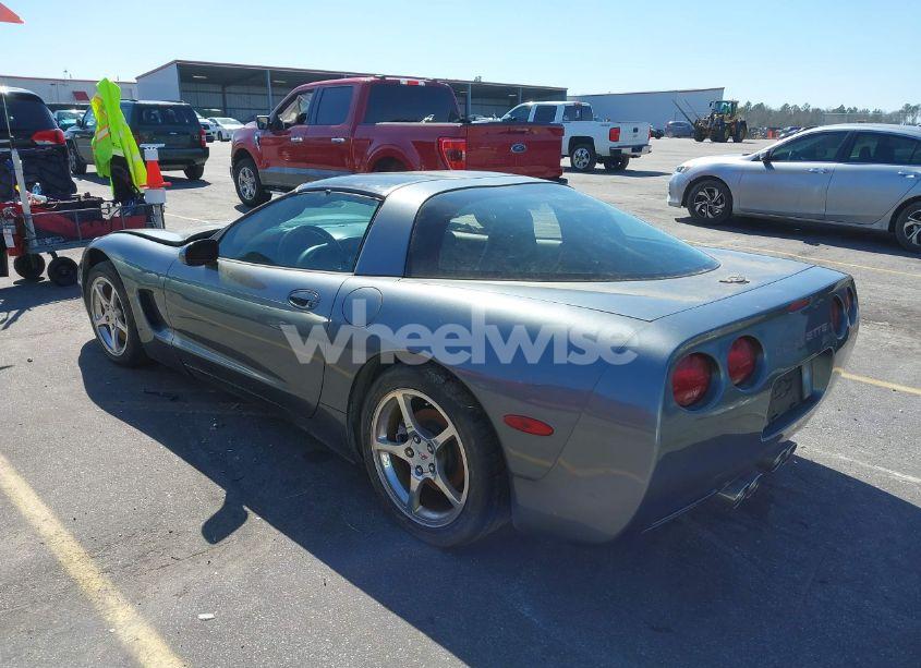 Photo 3 of 2003 Chevrolet Corvette N/A (VIN 1G1YY22G235108007)