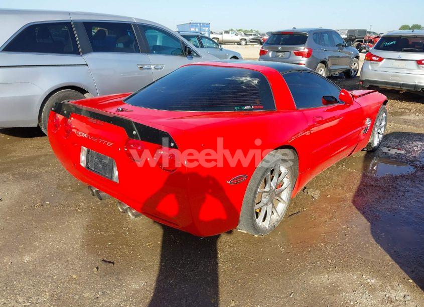 Photo 4 of 1998 Chevrolet Corvette (VIN 1G1YY22G2W5129122)