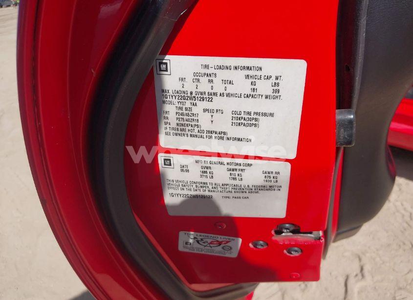 Photo 9 of 1998 Chevrolet Corvette (VIN 1G1YY22G2W5129122)